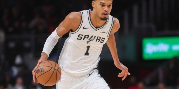 文班亚马26+12瓦塞尔18+7 约翰逊17+11马刺大胜老鹰