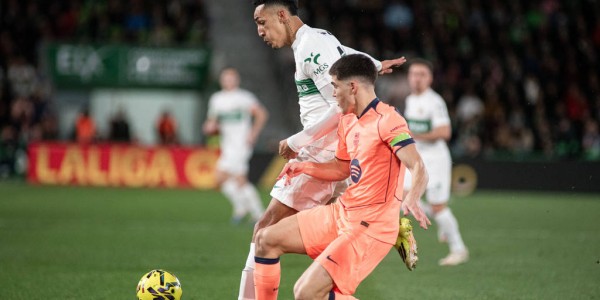 西甲-亚马尔闪击破门费兰建功+屡失良机 巴萨3-1埃尔切