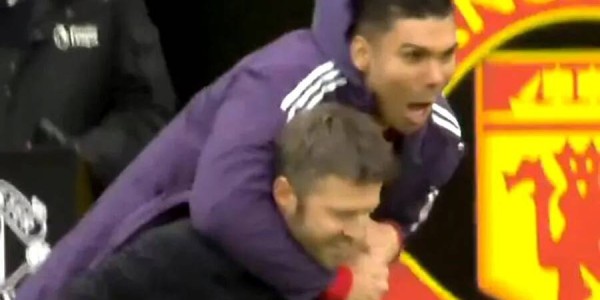 卡塞米罗续约曼联条款揭晓，一条件可保35万周薪！齐尔克泽走人恐已定